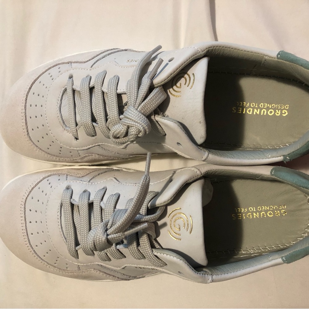 Groundies shoes size 11 brand new without box